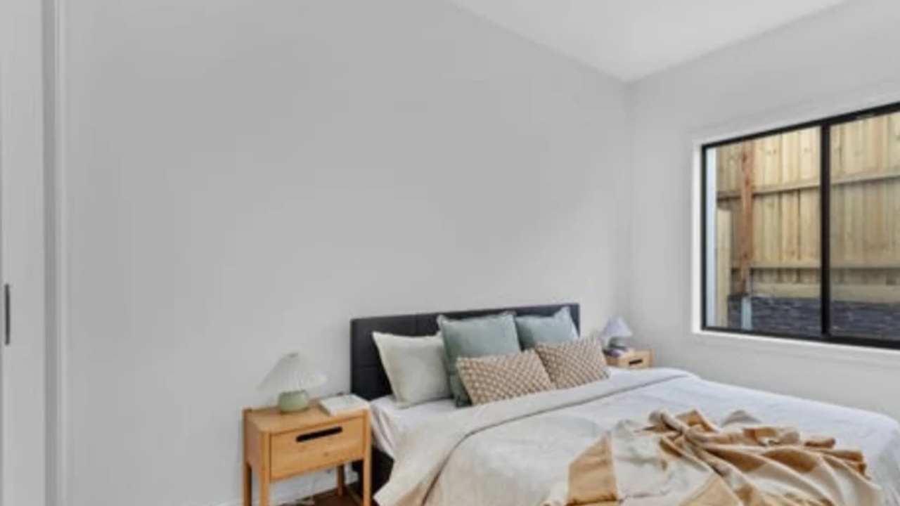 Room with ensuite in a share house