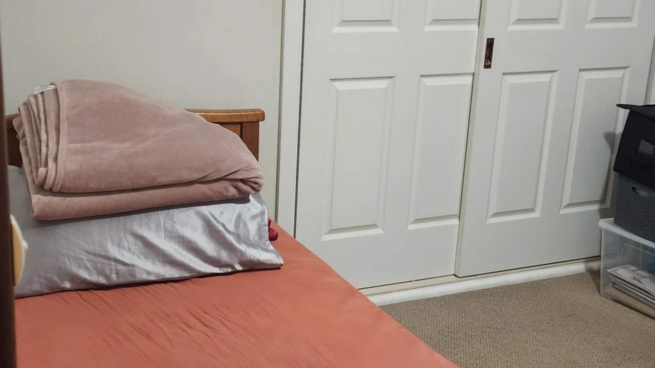 Furnished room with own bathroom