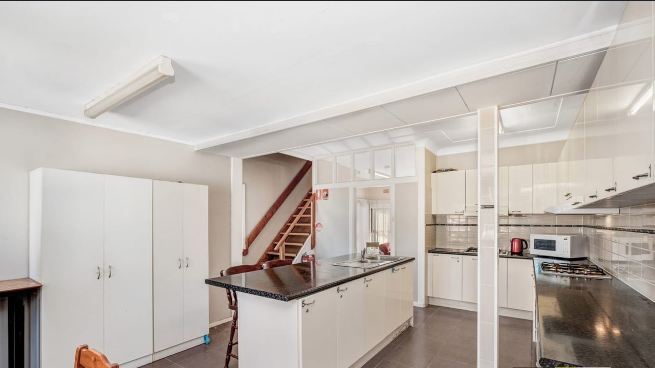 Furnished room in a share house