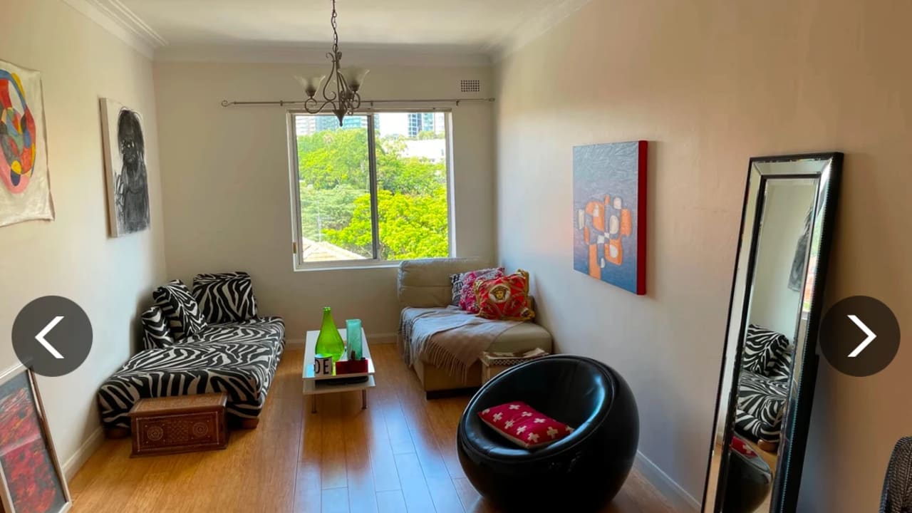 Furnished room in a flatshare