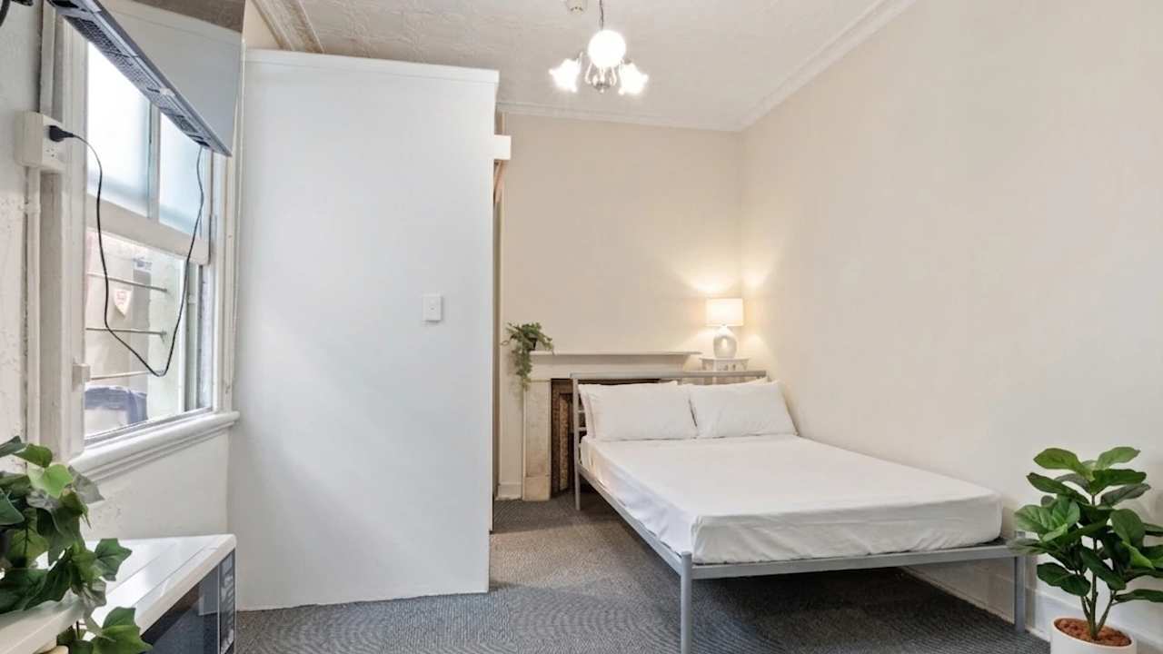Furnished room studio flat for rent