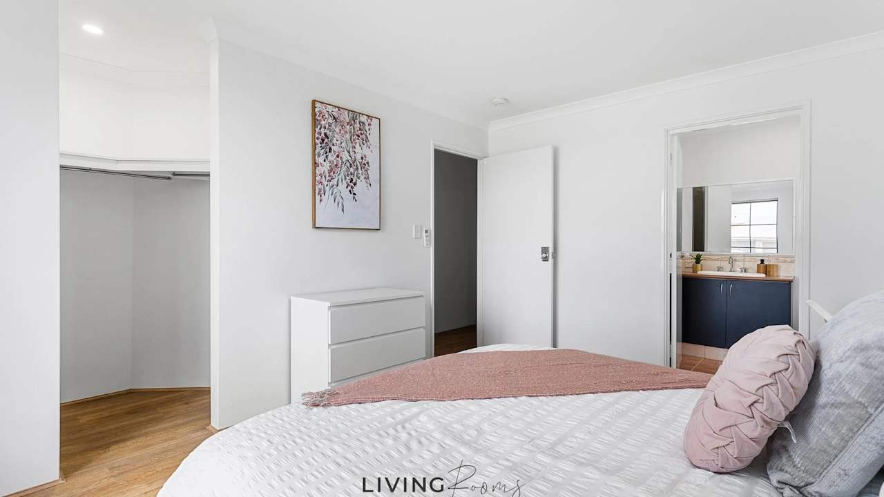 Furnished room with ensuite in a share house