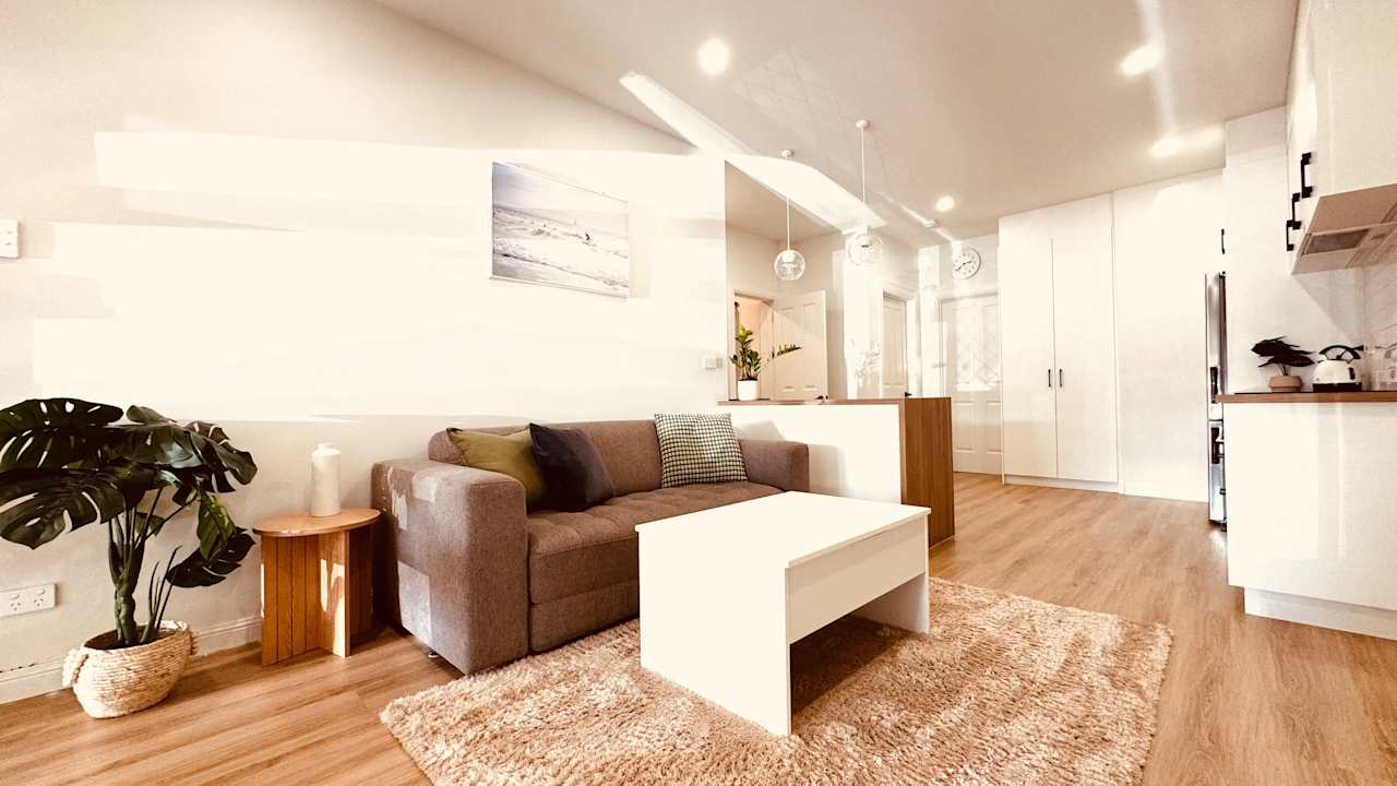 Whole property with 2 rooms for rent