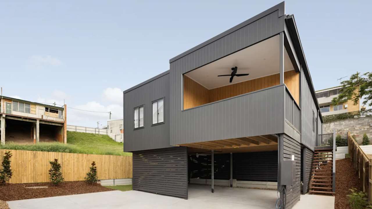 Unfurnished room in a share house