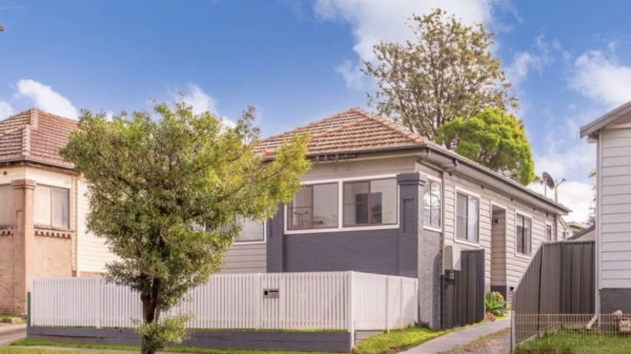 Whole property with 3 rooms for rent