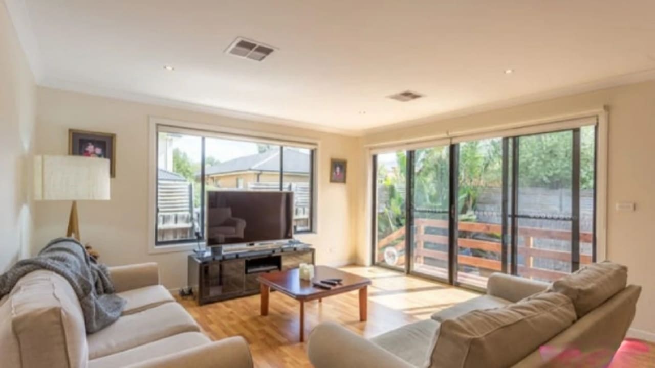 Room with ensuite in a share house