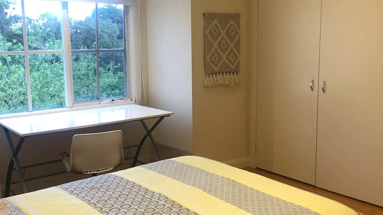 Furnished room in a share house