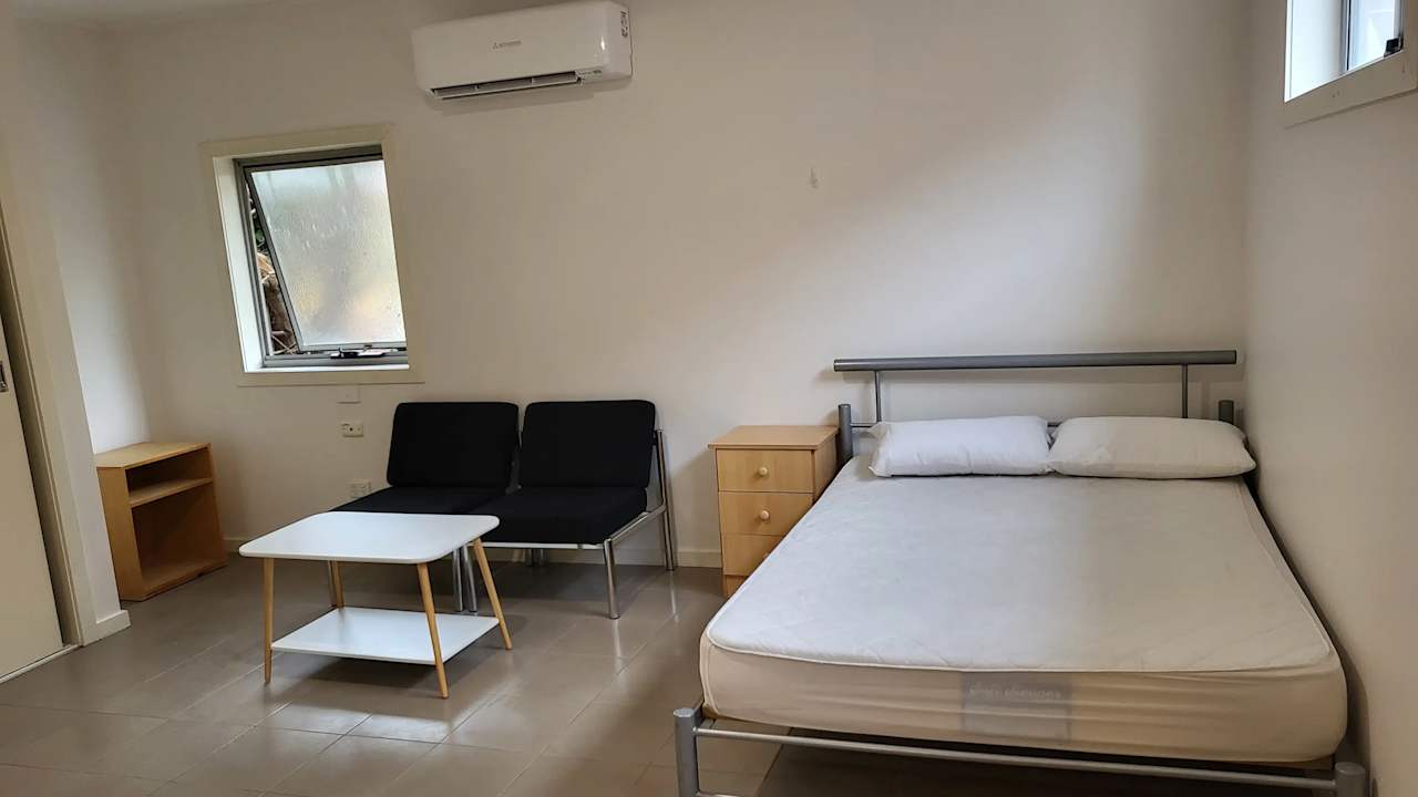 Furnished room studio flat for rent