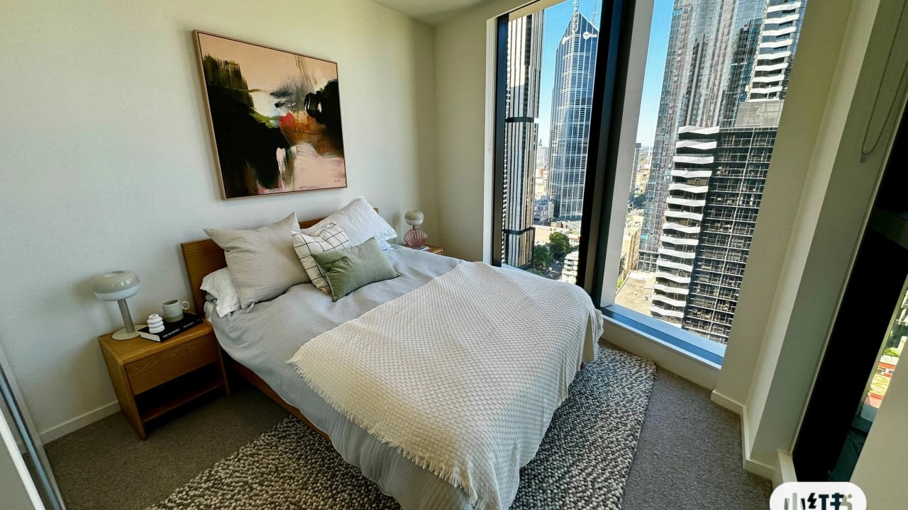 Furnished room with own bathroom