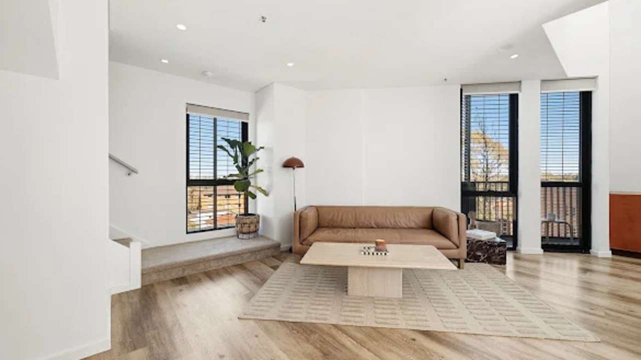 Whole property with 2 rooms for rent