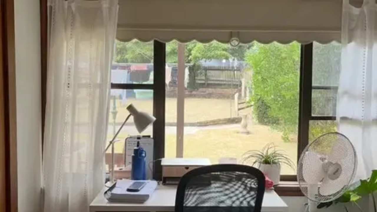 Room in a share house