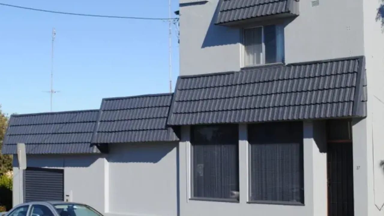 Whole property with 3 rooms for rent