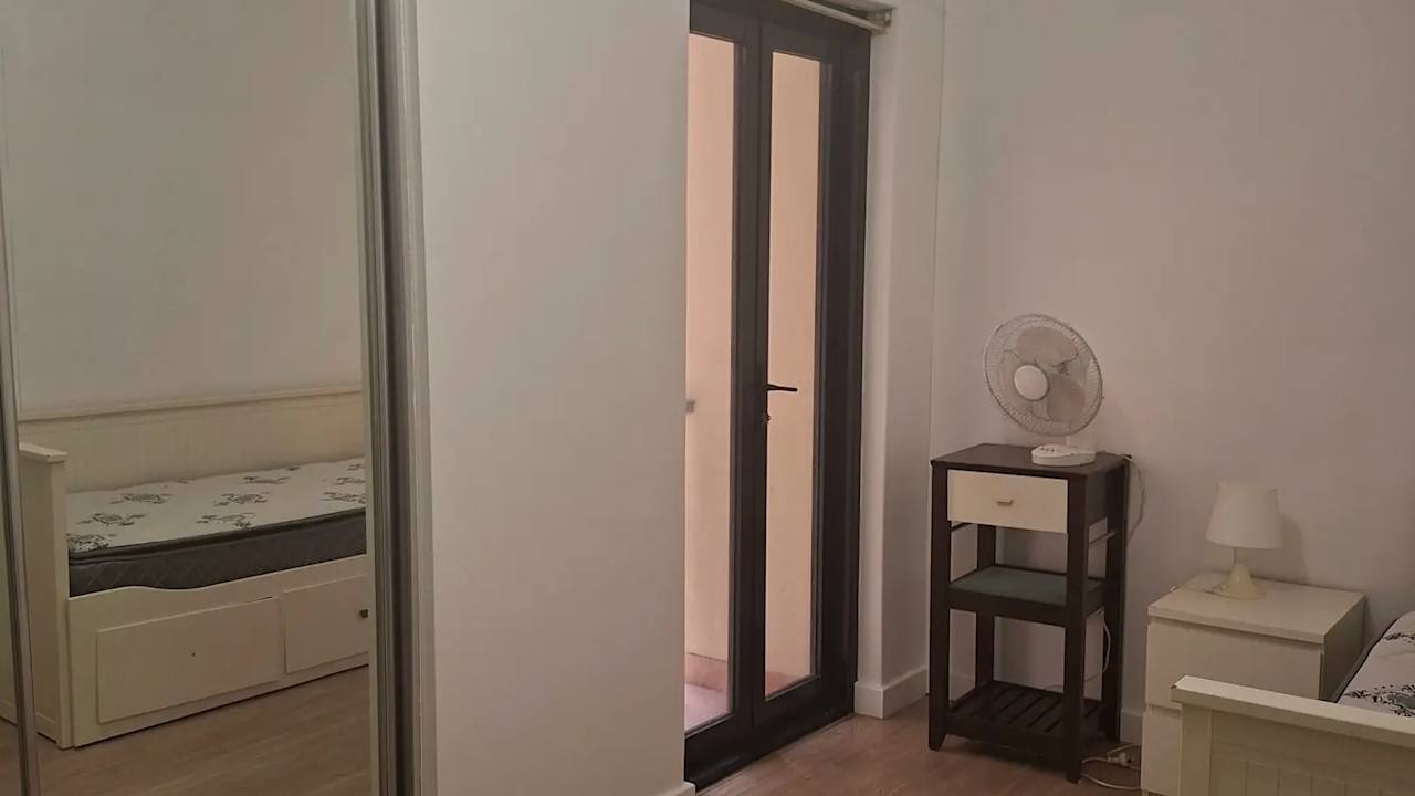 Furnished room studio flat for rent
