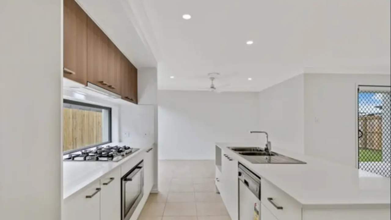 Unfurnished room with own bathroom