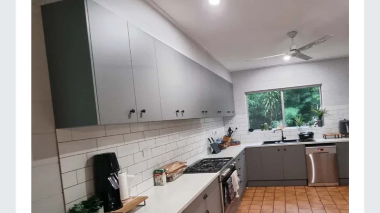 Room in a share house