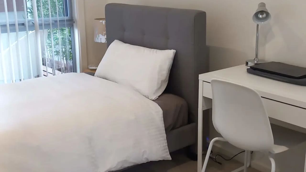 Furnished room with own bathroom