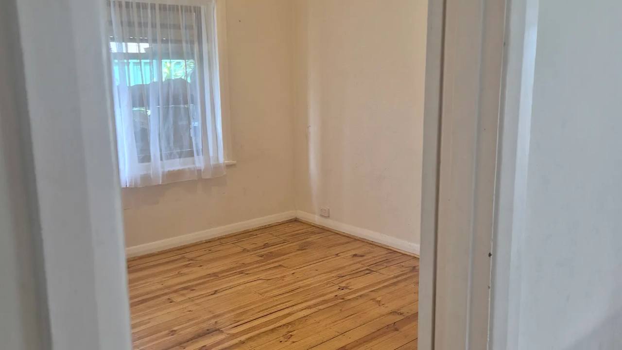 Unfurnished room with own bathroom
