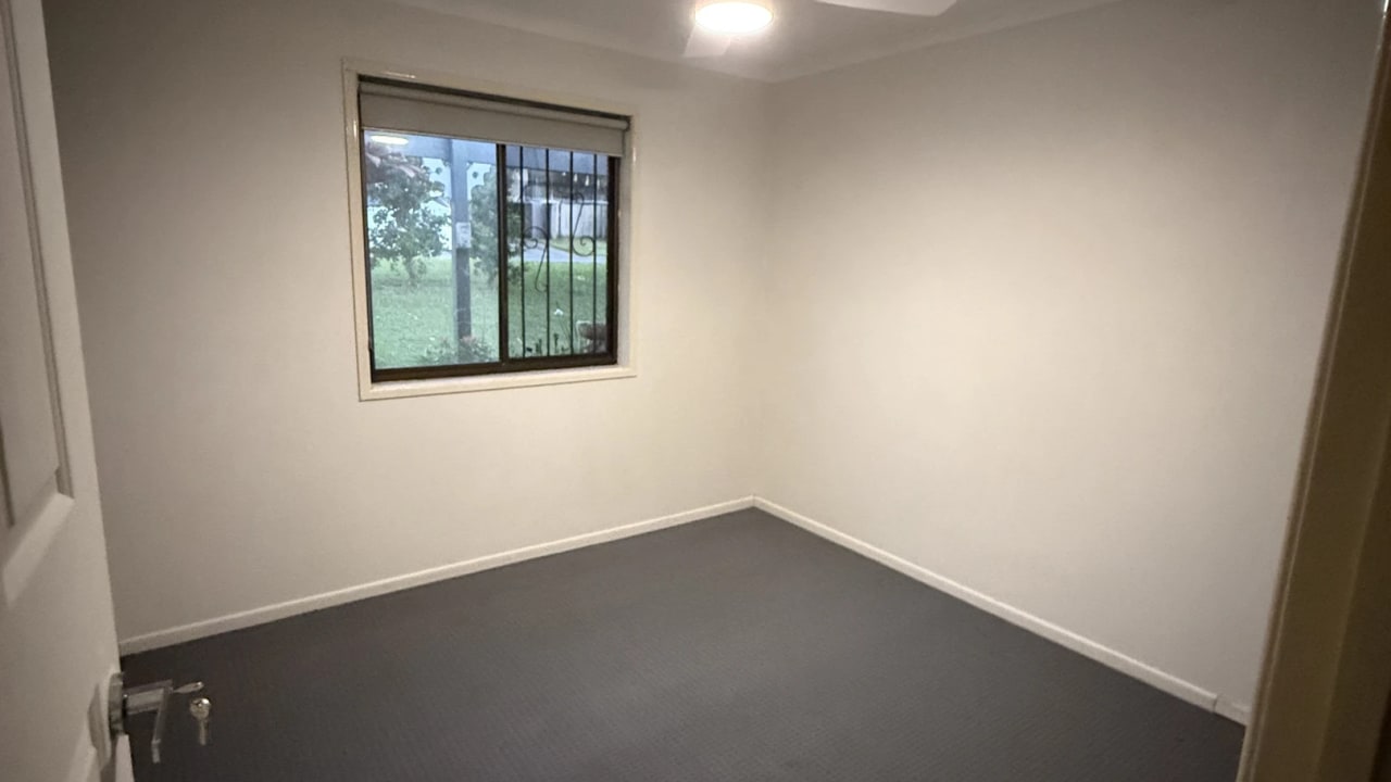Unfurnished room in a share house