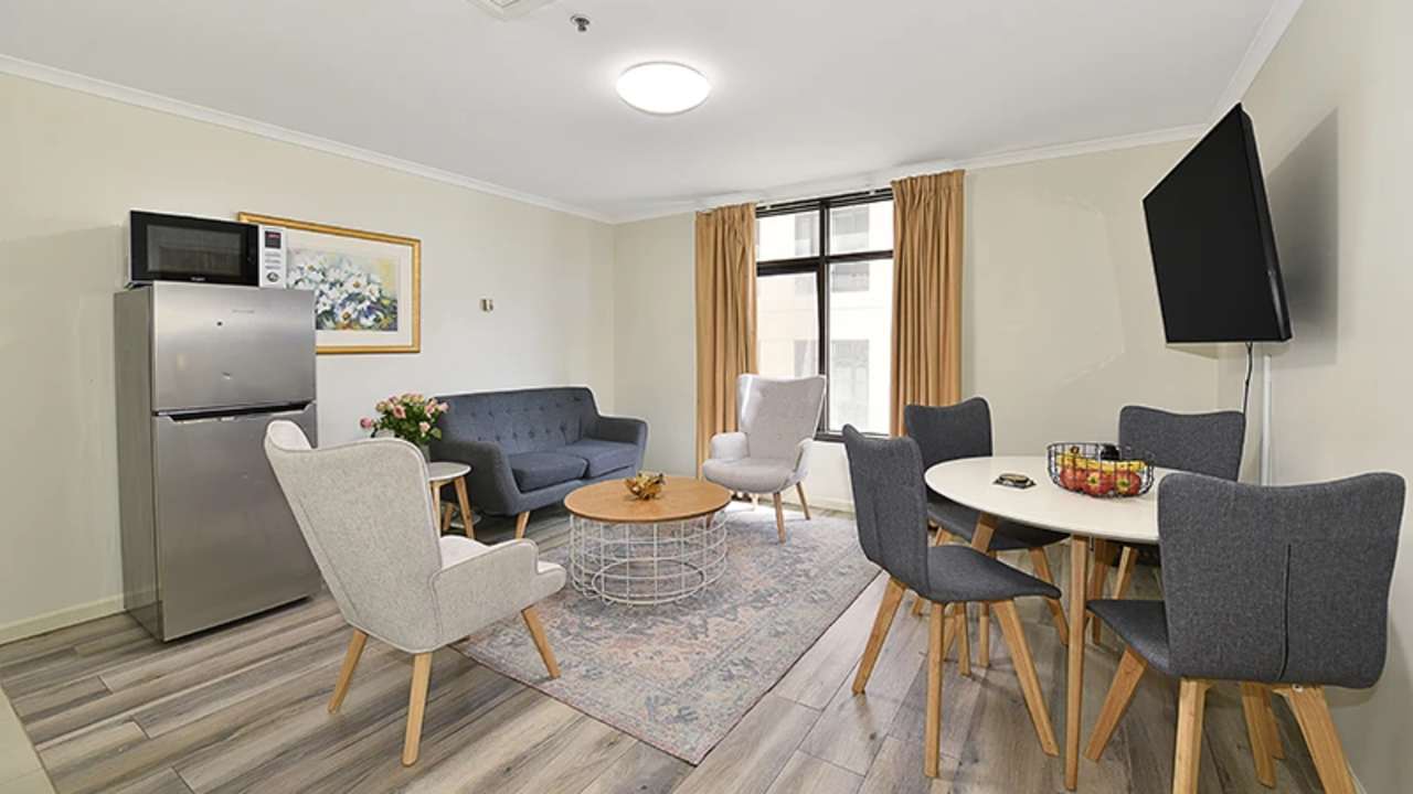 Whole property with 2 rooms for rent