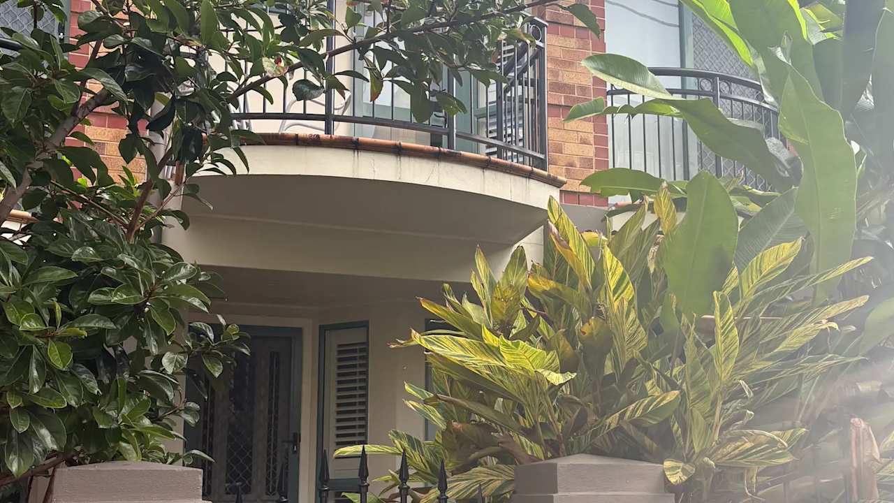 Unfurnished room in a share house