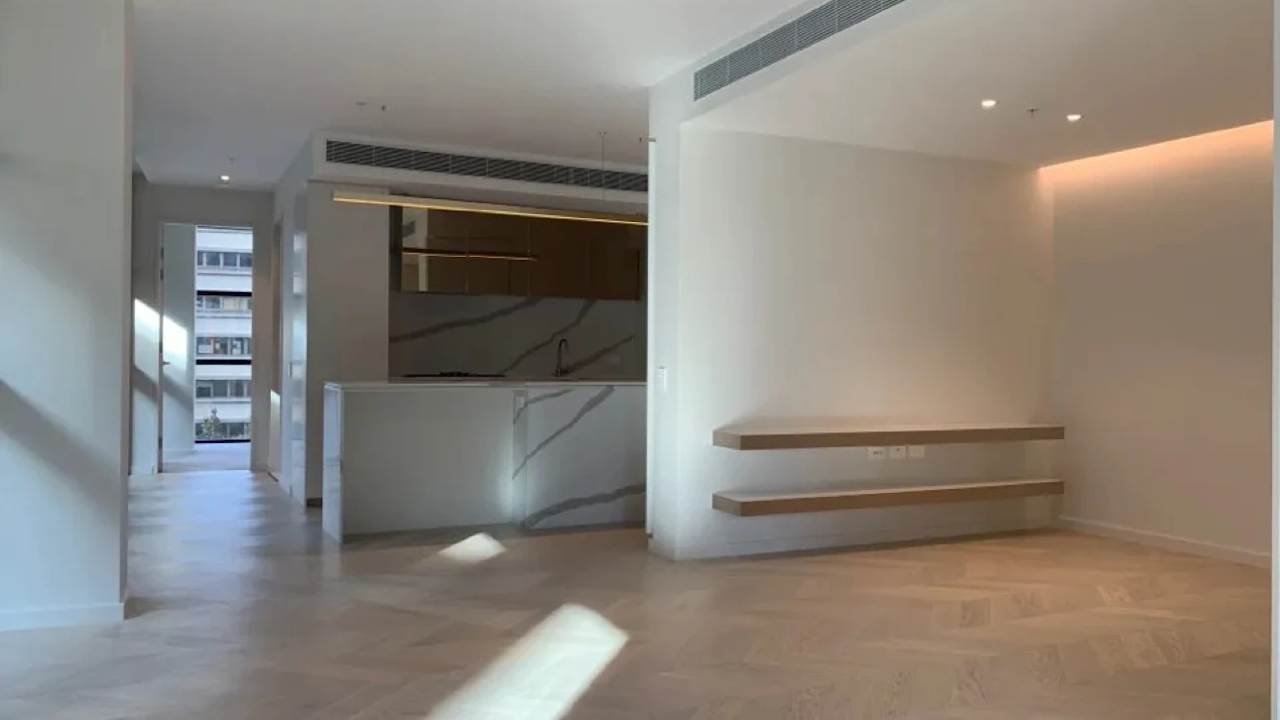 Furnished room in a flatshare