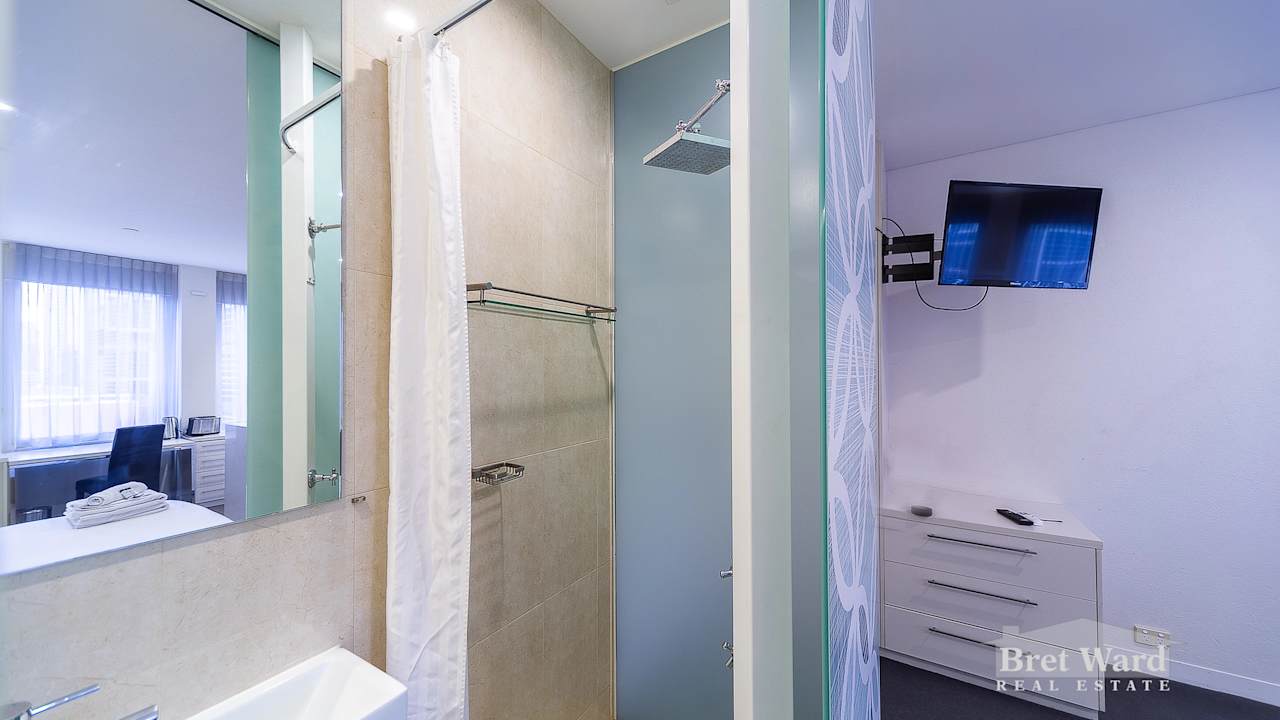 Furnished room studio flat for rent