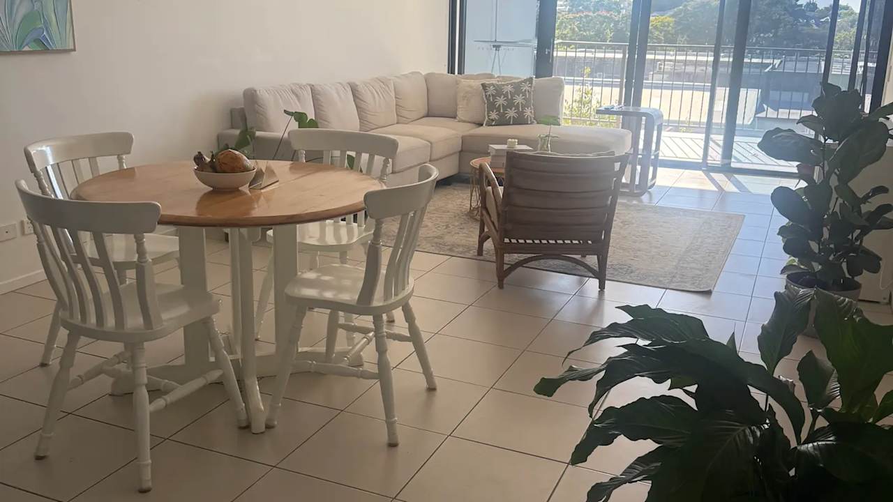 Furnished room with own bathroom