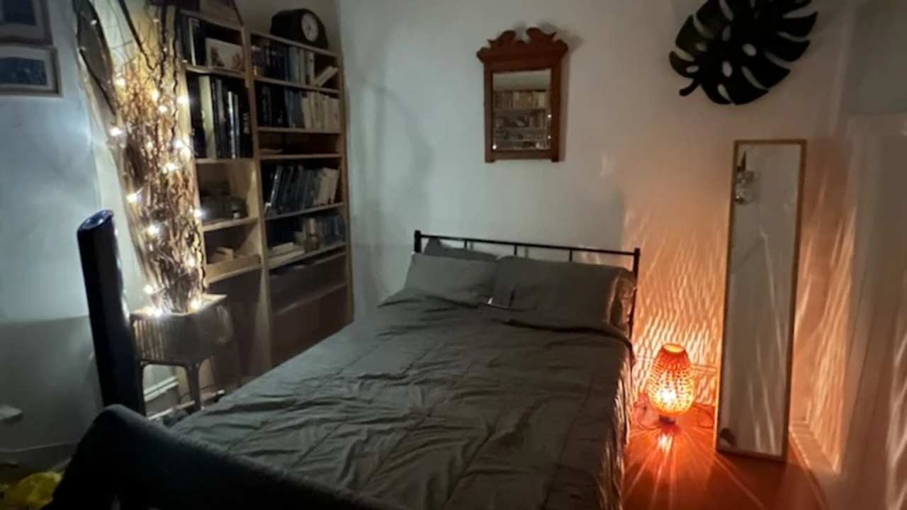 Furnished room in a flatshare