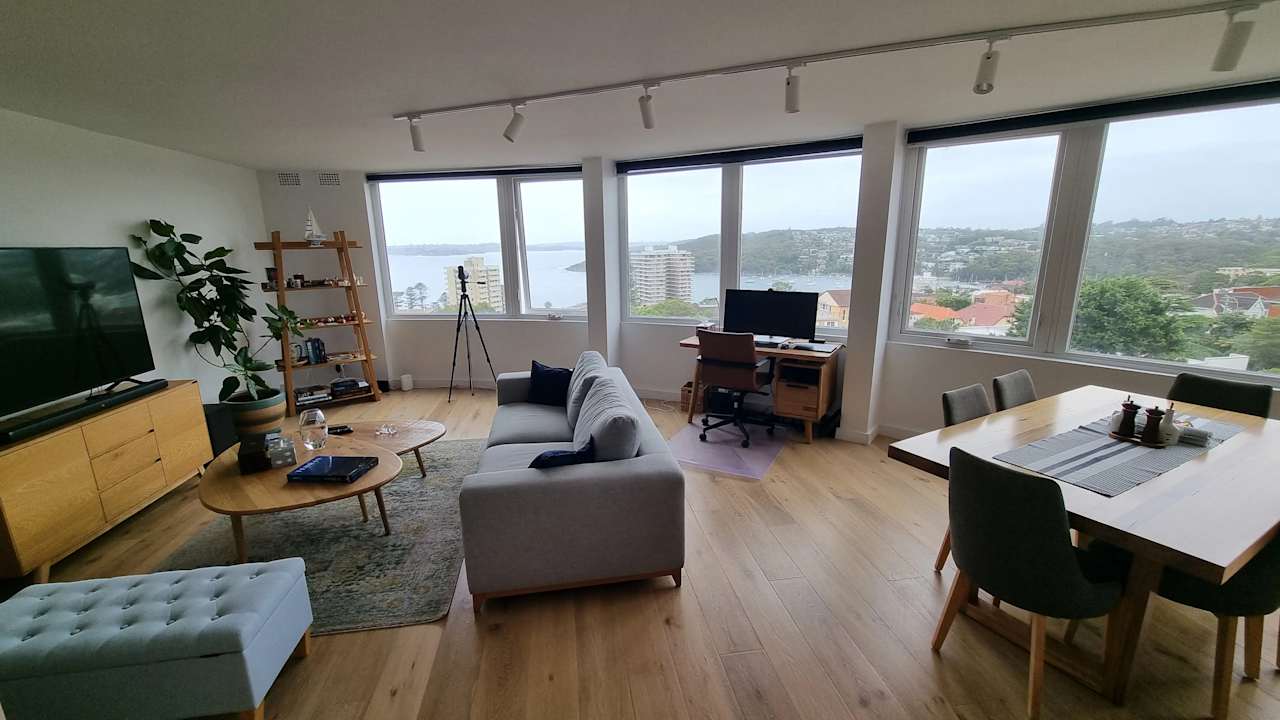 Unfurnished room in a flatshare