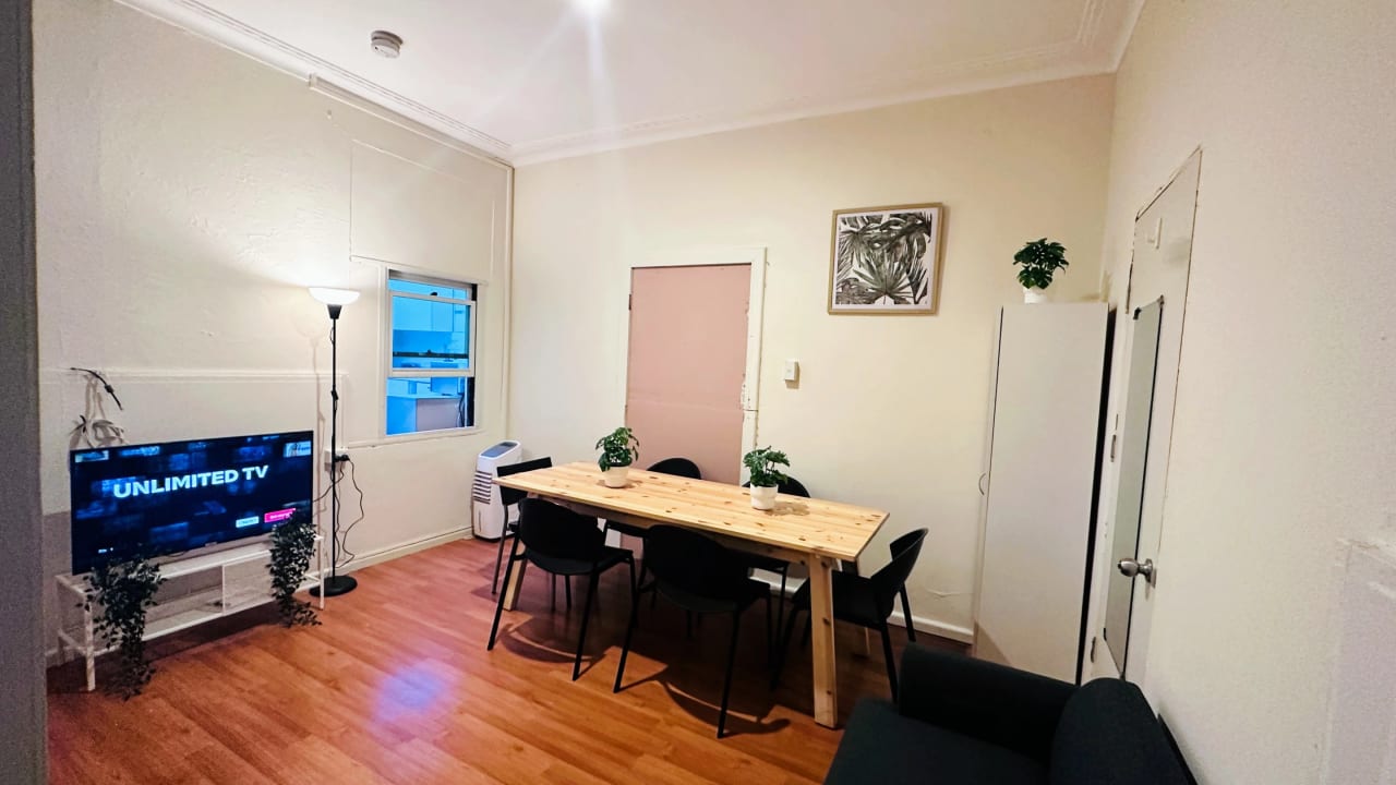 Furnished room in a share house