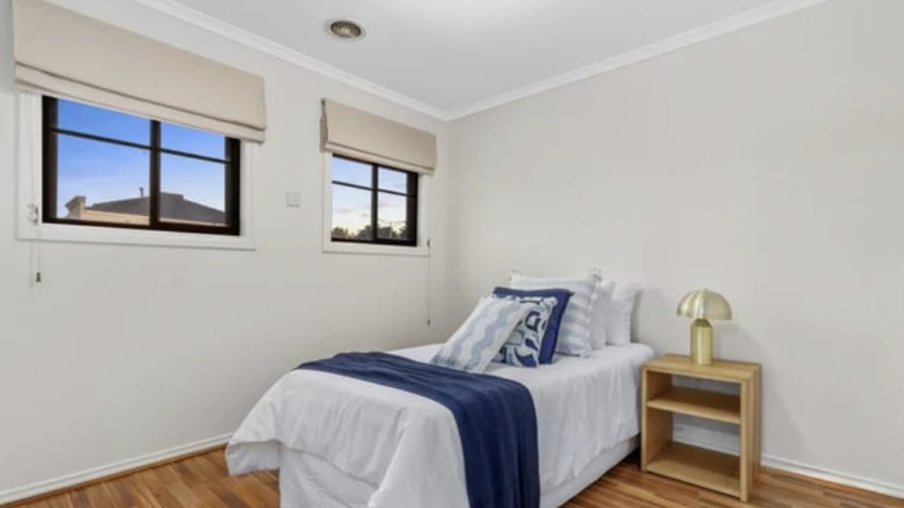 Whole property with 3 rooms for rent