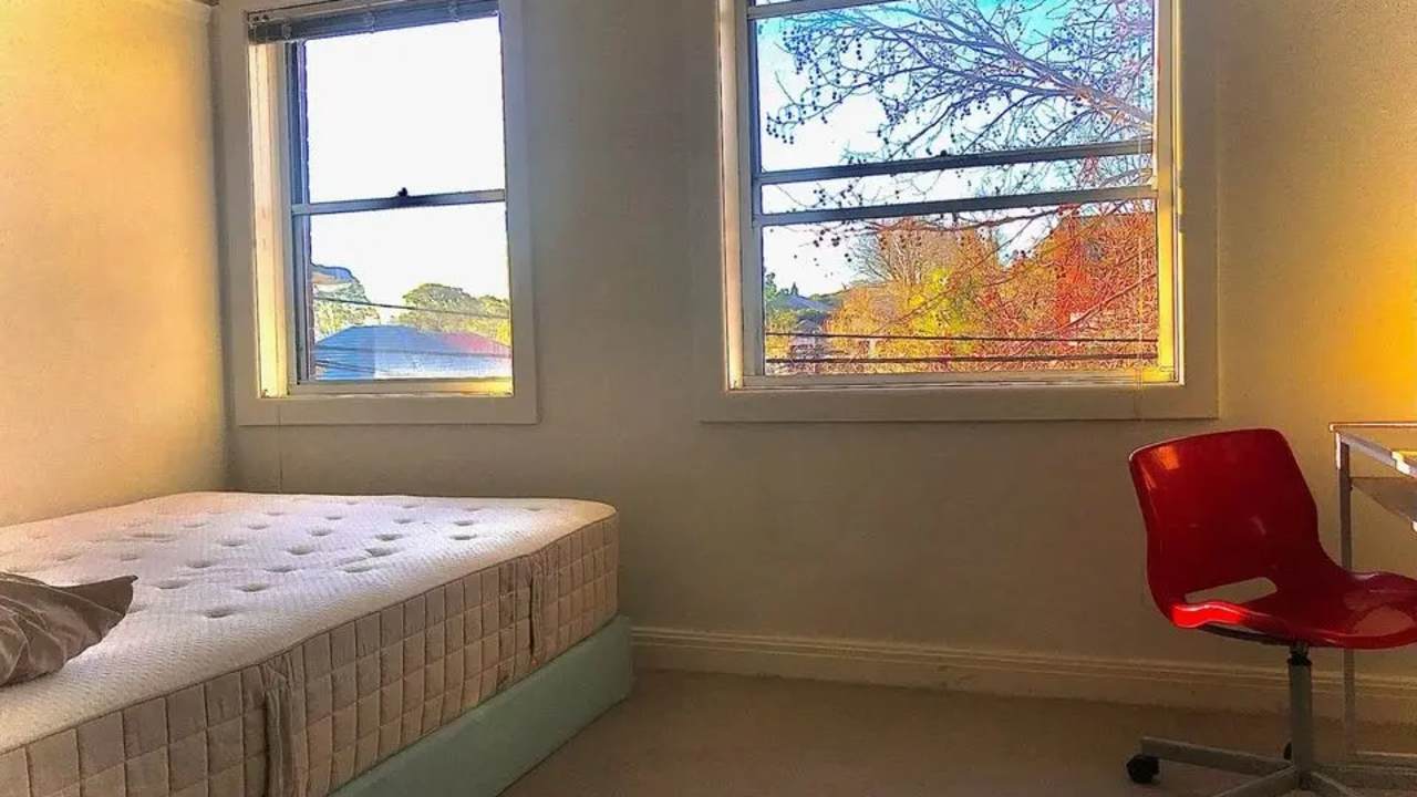 Whole property with 4 rooms for rent