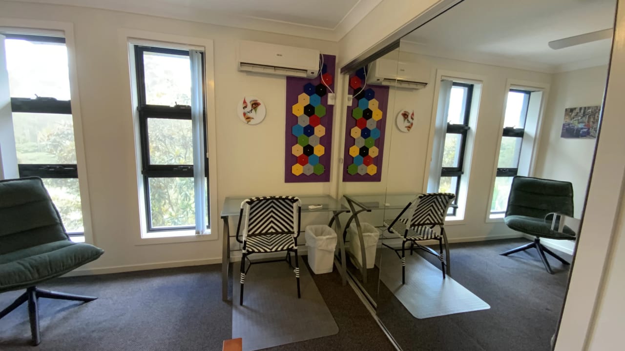 Furnished room in a share house