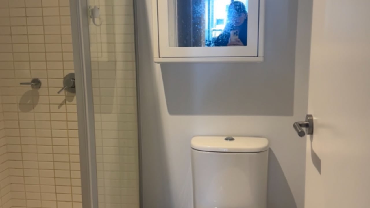 Furnished room with own bathroom