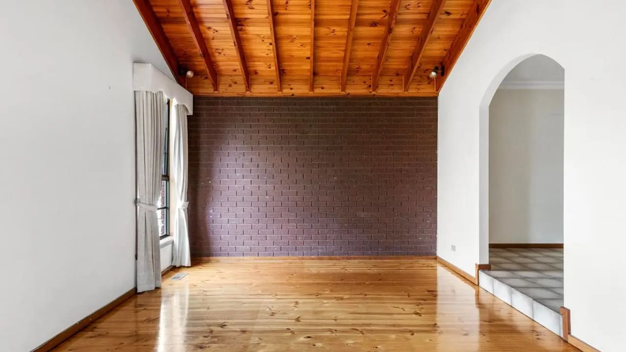 Unfurnished room in a share house
