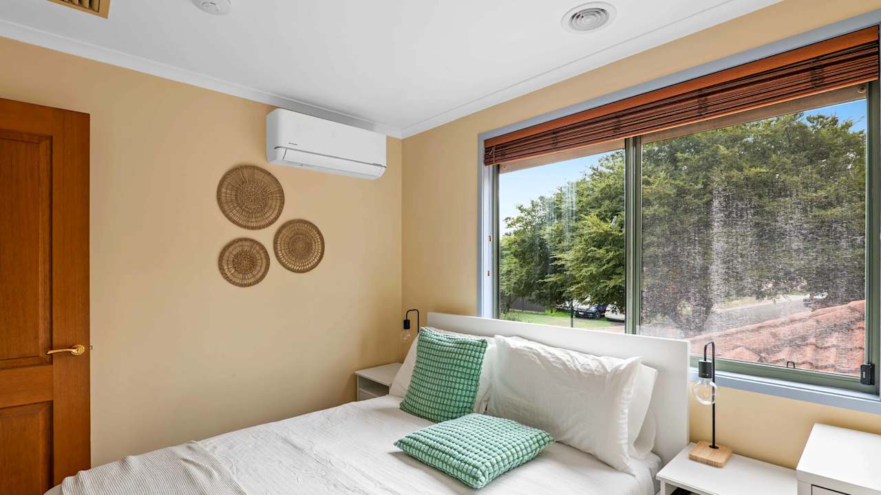 Furnished room with ensuite in a share house