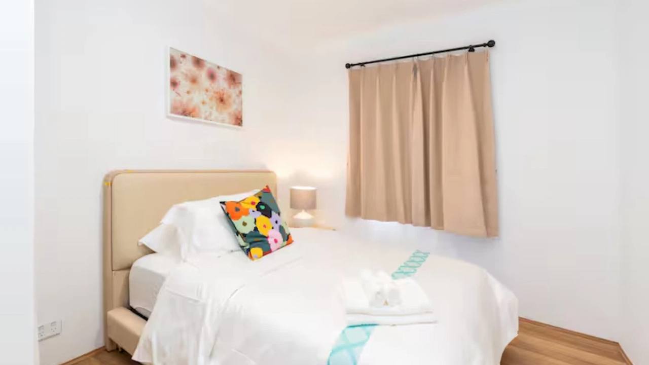 Furnished room with ensuite in a share house
