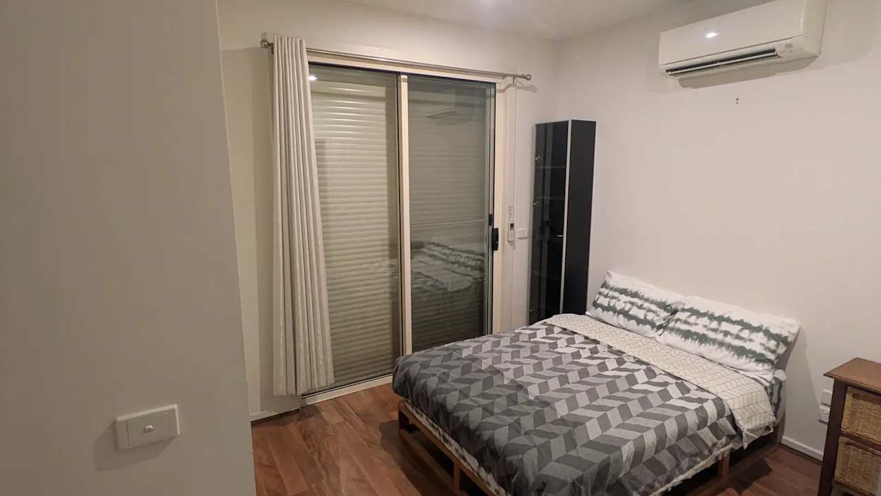 Room with ensuite in a share house