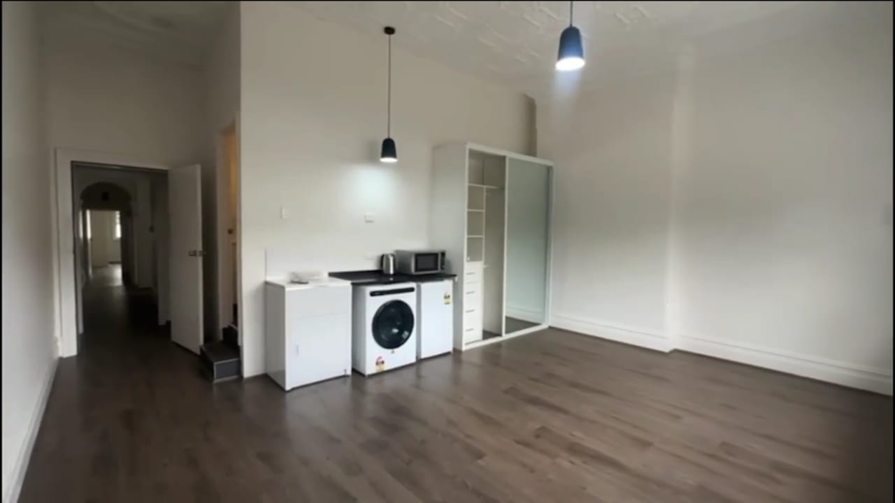Furnished room studio flat for rent
