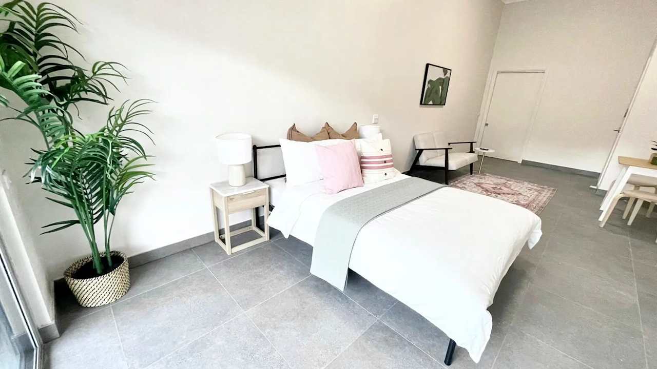 Room studio flat for rent