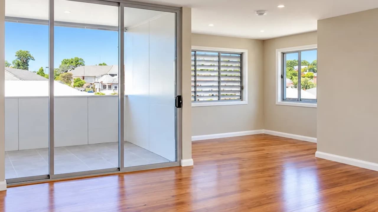 Unfurnished room in a share house