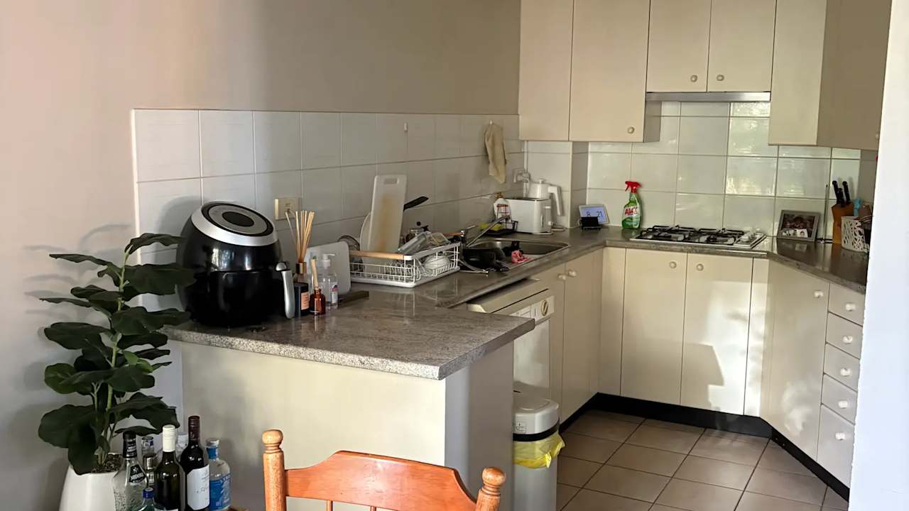 Whole property with 2 rooms for rent