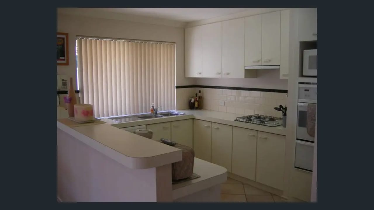 Room in a share house