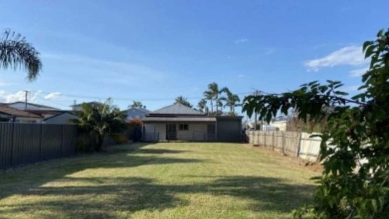 Room in a share house
