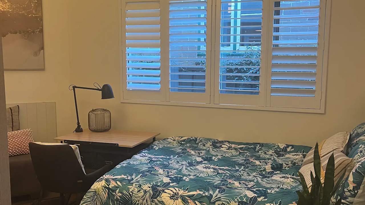 Furnished room in a share house