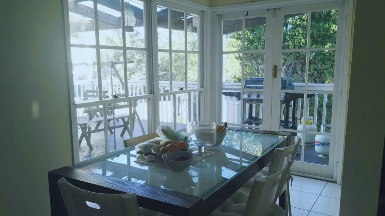 Room in a share house