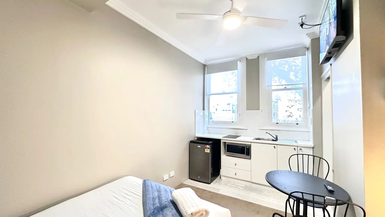 Furnished room with own bathroom