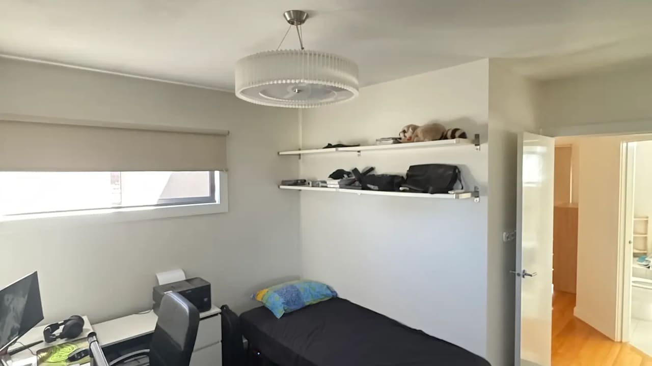 Room in a share house