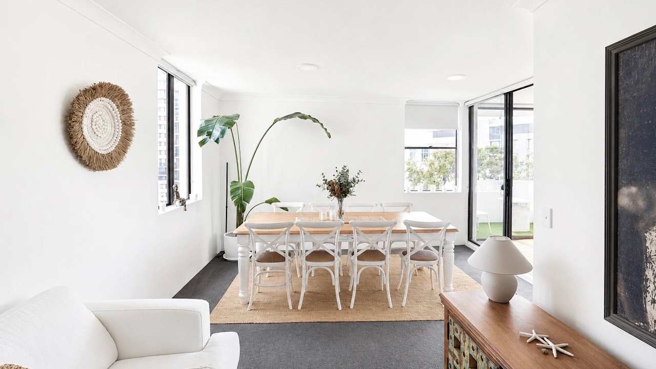 Furnished room in a flatshare