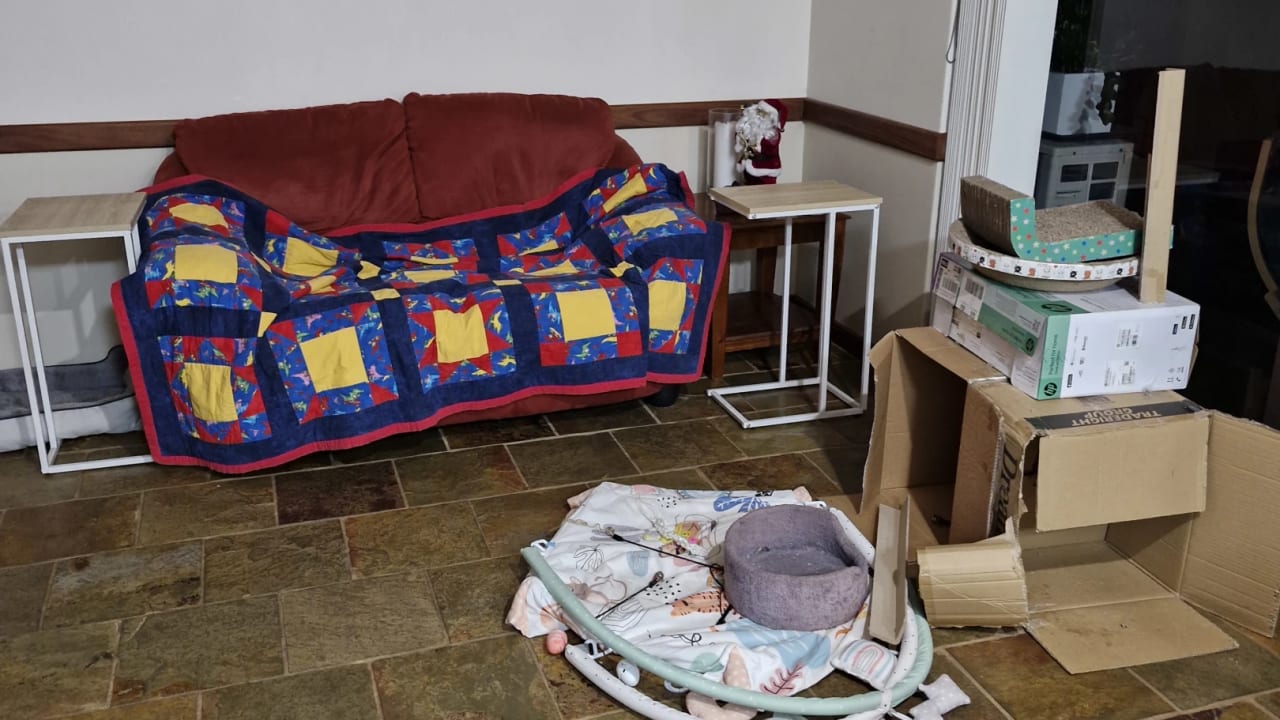 Unfurnished room in a share house